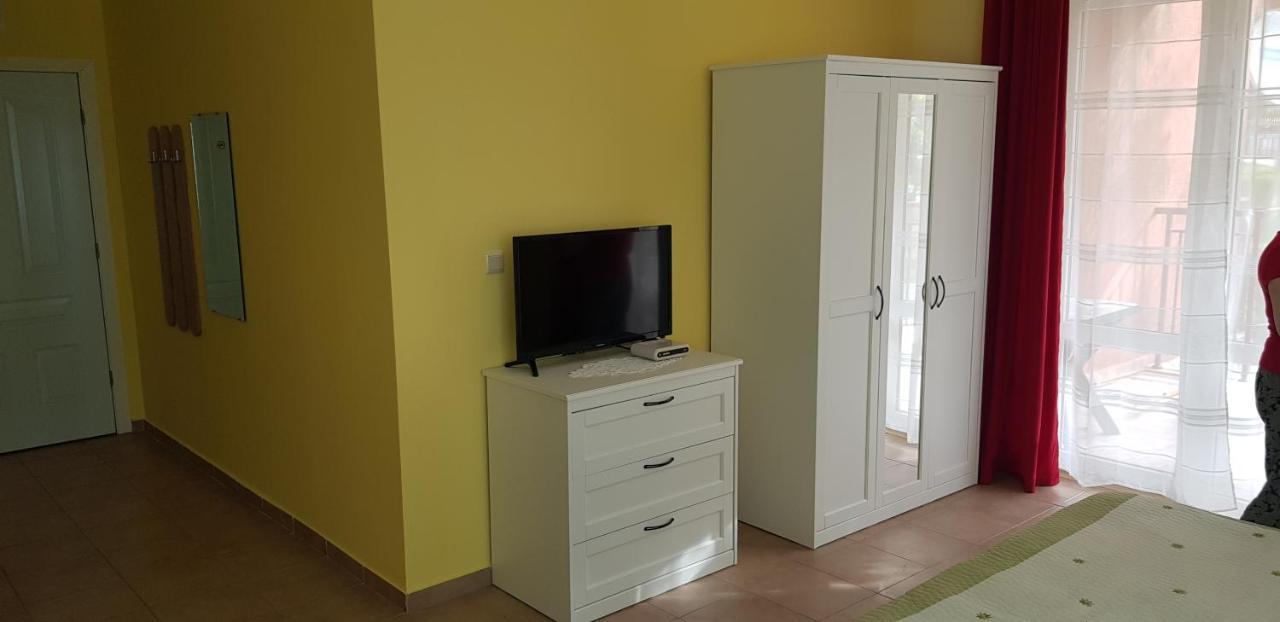 Słoneczny Brzeg Green Fort Noks Studio Buitenkant foto